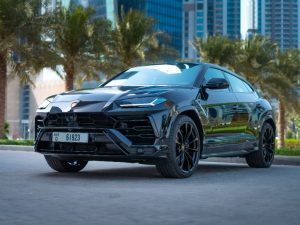Rent Lamborghini Urus 2022 Black