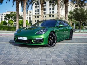 Rent Porsche Panamera 4S 2021